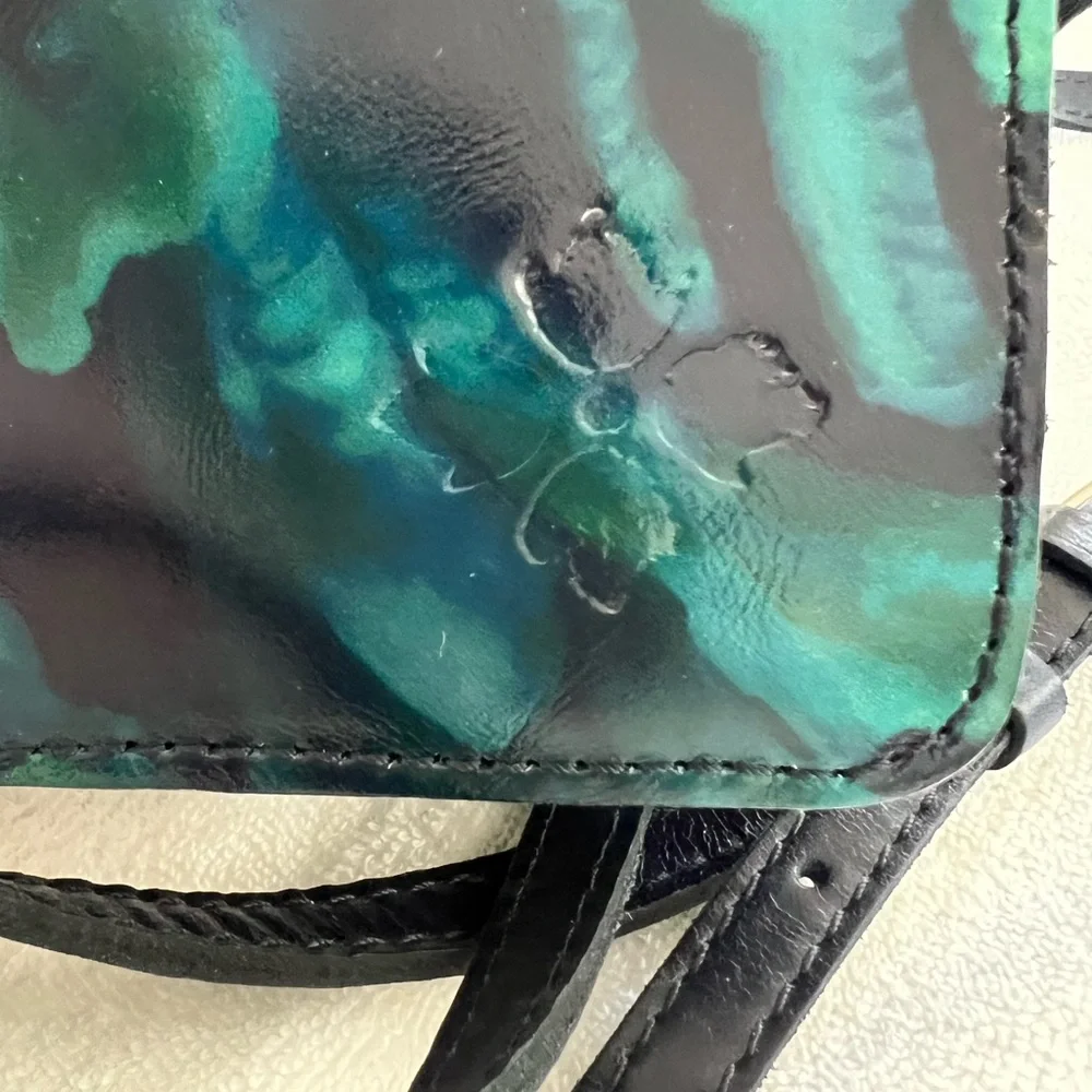 DESIGNER Patricia Nash 
Floral Blue and Green Women's Bag - Picture 7 of 11